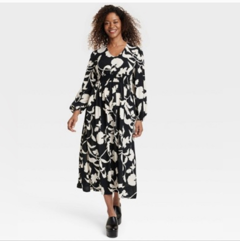 Knox Rose Black and Cream Floral Long Sleeve Dress - Picture 2 of 6
